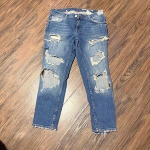 Zara Women Distressed Blue Jeans